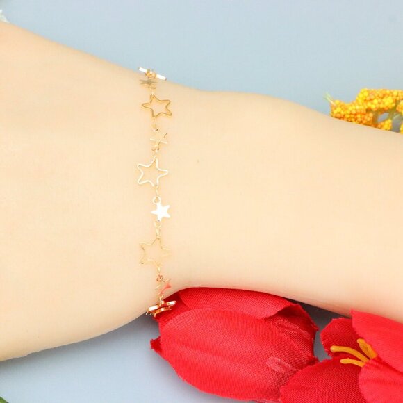 "Elegant & Trendy Bracelet, A Perfect Gift for Women, Thoughtful, EVCH1593 - Picture 3 of 10